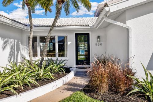 Coastal Cabana