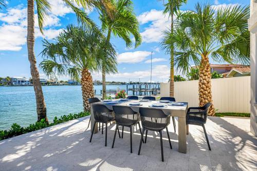 Coastal Cabana