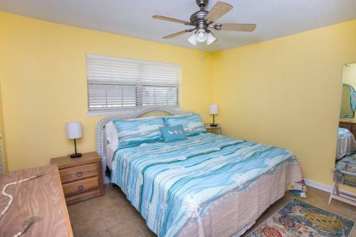 375 Bluefish Unit 303