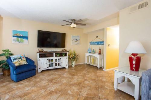 Islander Beach Resort Unit 201