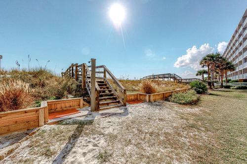 Island Sands 105