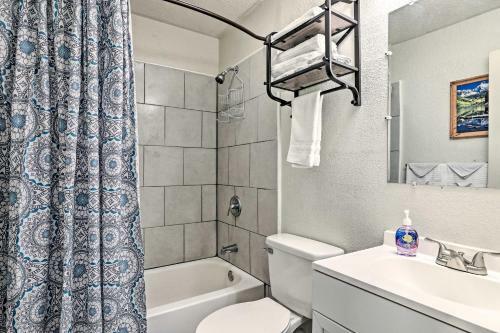 Apartamento Downtown Studio Walk To Shopping And Dining!