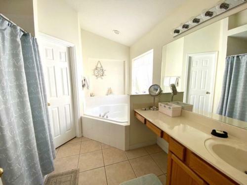 Villa Ian's Southern Dunes Vacation Home
