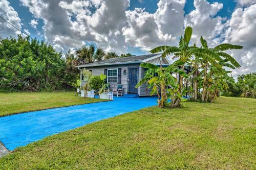 Cozy Canalfront Home Less Than 2 Mi To Hudson Beach!