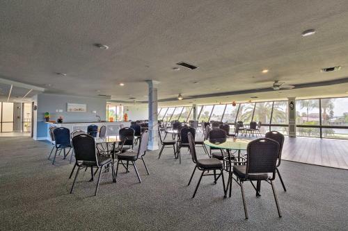 Apartamento Hudson Resort Condo With Private Beach Access!