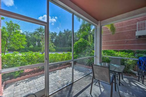 Apartamento Chic Fort Myers Condo With Community Amenities!