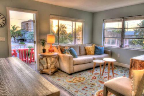 Apartamento 1 Beach Access, Close To Time's Square, On Water