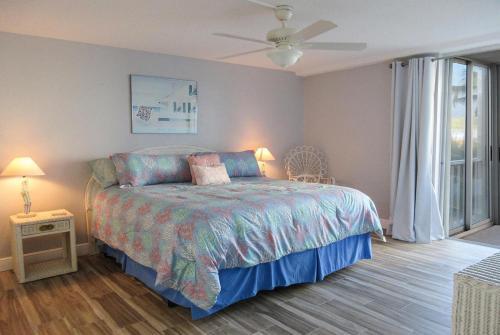 Creciente 213n By Kathy Nesbit Vacations