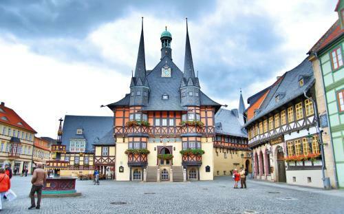 Gr�ne Oase Mit Pool