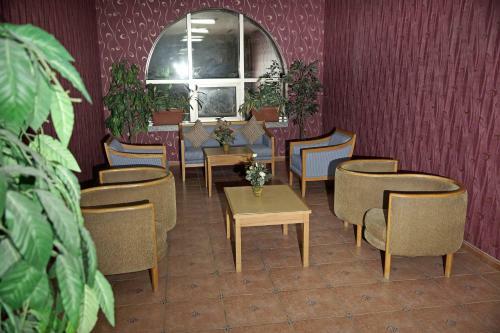 Mansour Plaza Hotel Apartments