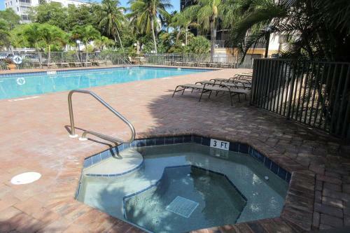 Harbour Pointe North 127 By Kathy Nesbit Vacations