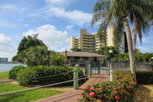 Harbour Pointe North 127 By Kathy Nesbit Vacations