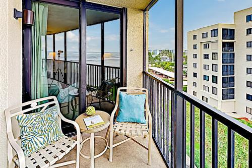 Pointe Estero 804