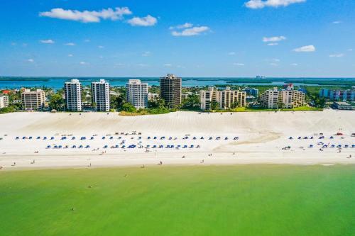 Pointe Estero 804