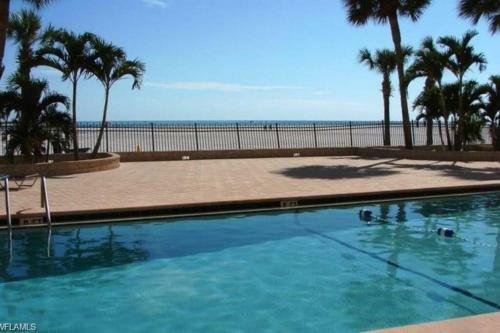 Apartamento Beach Front Condo With Amazing View Of Gulf