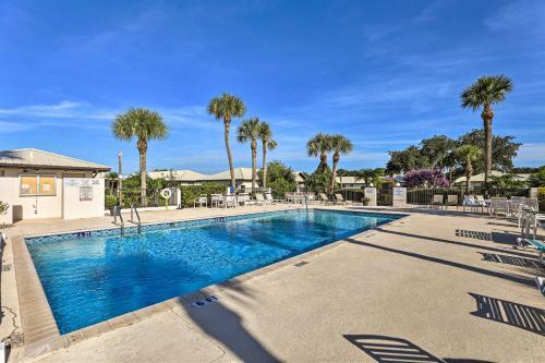 Sunny Sebring Villa With Screened Porch And Grill