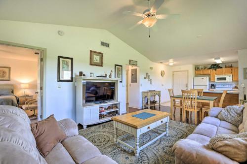 Sunny Sebring Villa With Screened Porch And Grill
