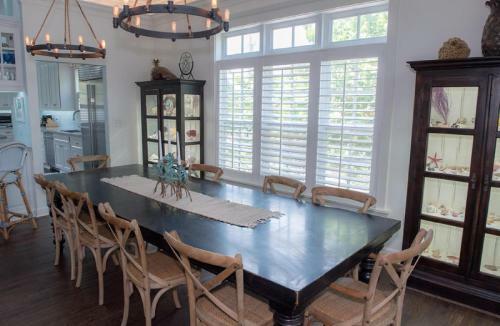 Pineapple Beach By Florida Keys Luxury Rentals