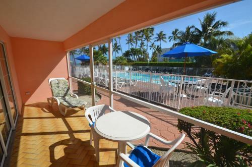 Hotel Breezy Palms Resort