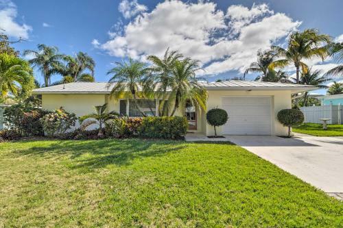Sunny Jupiter Home With Wet Bar Less Than 3 Mi To Beach