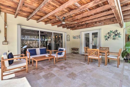 Sunny Jupiter Home With Wet Bar Less Than 3 Mi To Beach