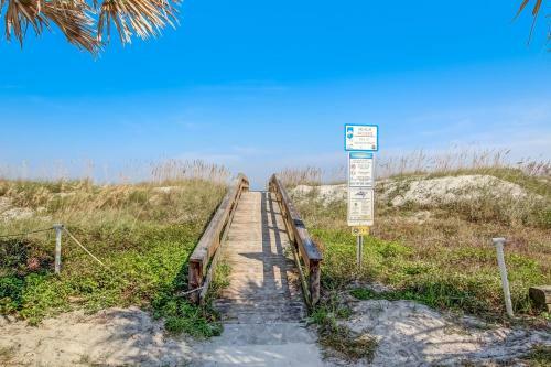 Apartamento Direct Oceanfront Condo - Large Pool - Steps To Beach - Sleeps 6
