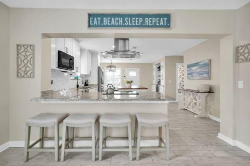 Awesome Place To Stay At Jax Beach!