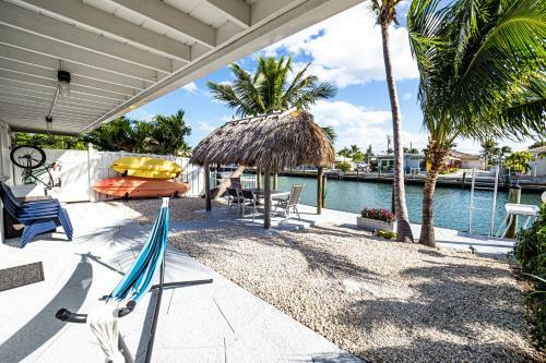 Newly Renovated 3br2ba Duplex With Private Dock
