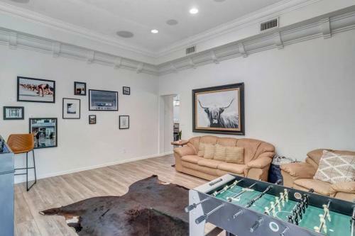 Gallery House For Art Lovers - 5 Min From Beach!