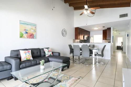 Docking Area � 3/2 Lake House - Water Activities And Docking Area