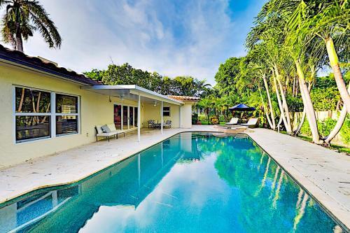 Tropical Oasis Retreat