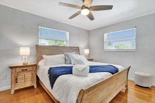 Palm Breeze Waterfront Delight