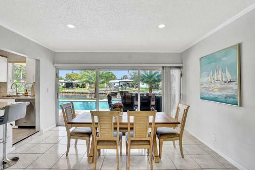 Palm Breeze Waterfront Delight