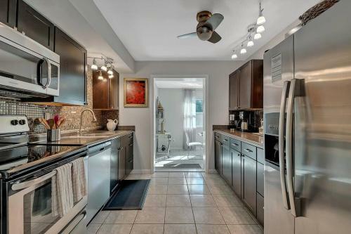 Wilton Manors Cottage 4 Bd 4 Bth W/2 Private Pools