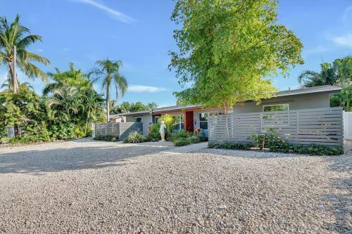 Wilton Manors Cottage 4 Bd 4 Bth W/2 Private Pools