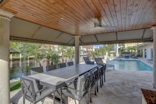 Palms By The Sea Villa