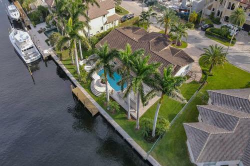 Palms By The Sea Villa