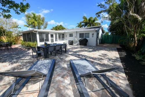 Luxurious 4-bdrm House Near Beach & Wilton Manors
