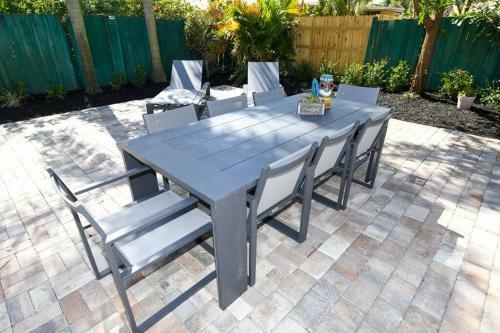 Luxurious 4-bdrm House Near Beach & Wilton Manors