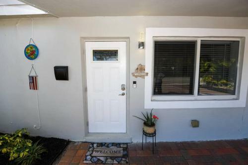 Luxurious 4-bdrm House Near Beach & Wilton Manors