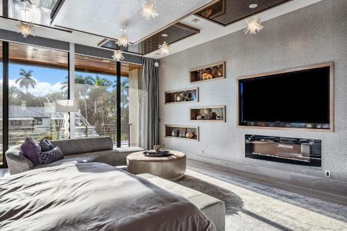 Modern Luxury Oasis 5 Bedrooms 8 Baths Walking Distance To Las Olas Beach