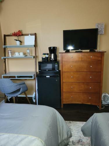 Private 1 Bedroom And 1 Bathroom