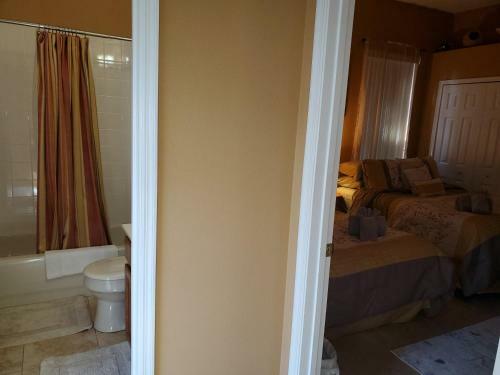 Private 1 Bedroom And 1 Bathroom