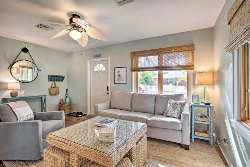 Historic Lake Worth Cottage With Private Yard!