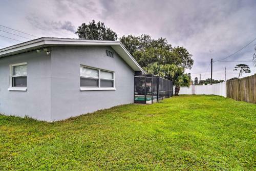 Updated Largo Home With Private Pool And Lanai!