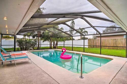 Updated Largo Home With Private Pool And Lanai!