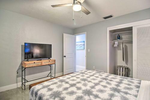 Updated Largo Home With Private Pool And Lanai!