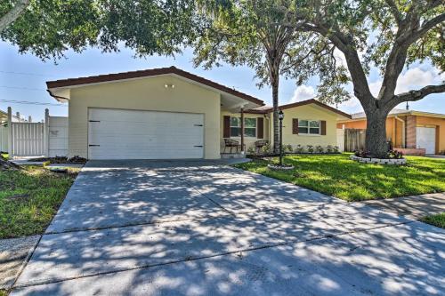Bright Largo Home With Pool About 7 Mi To Beaches!