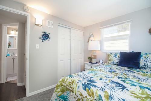 5 O'clock Somewhere - Short Term Rental Home