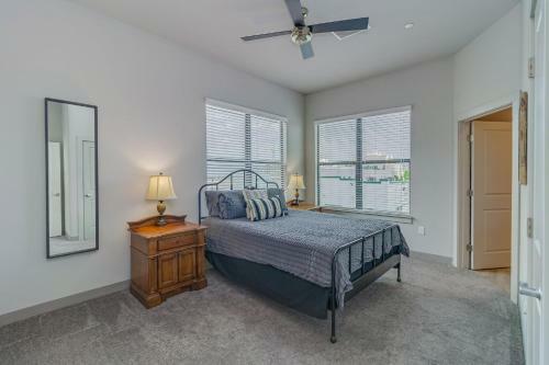 Apartamento Downtown 2 Story Loft, Sleeps 6, Pet Friendly, 10' Ceilings, 304